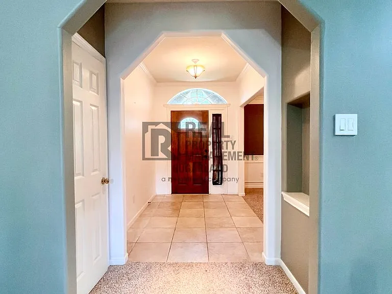 5103 Plantation Colony Dr — Photo 9