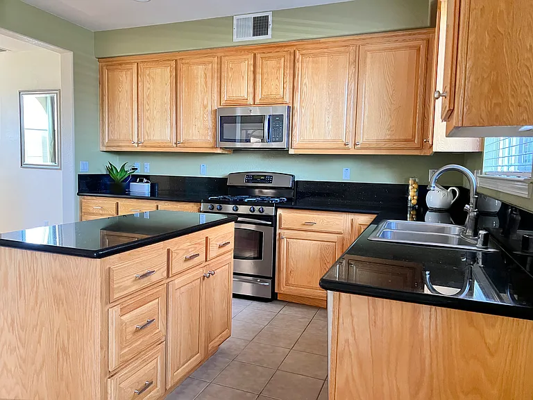 2721 Bronco Creek Way — Photo 3