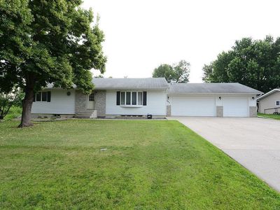 404 Ash Dr, Wahpeton, ND, 58061