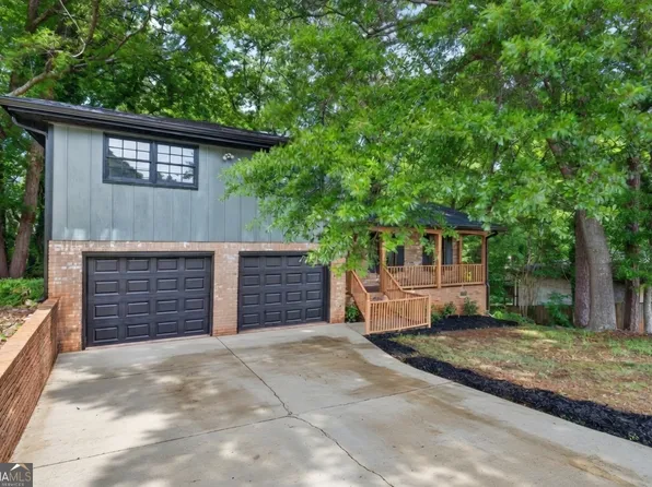 2164 Riverbrook Rd, Decatur, GA 30035