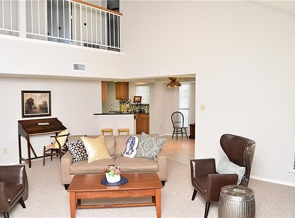 3rd image of 2406 Thistle Ct