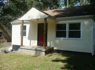 707 Woodlawn Dr, Clarksville, TN 37040