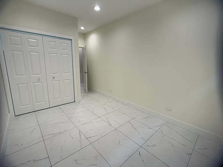 3501 S Union Ave #B — Photo 15