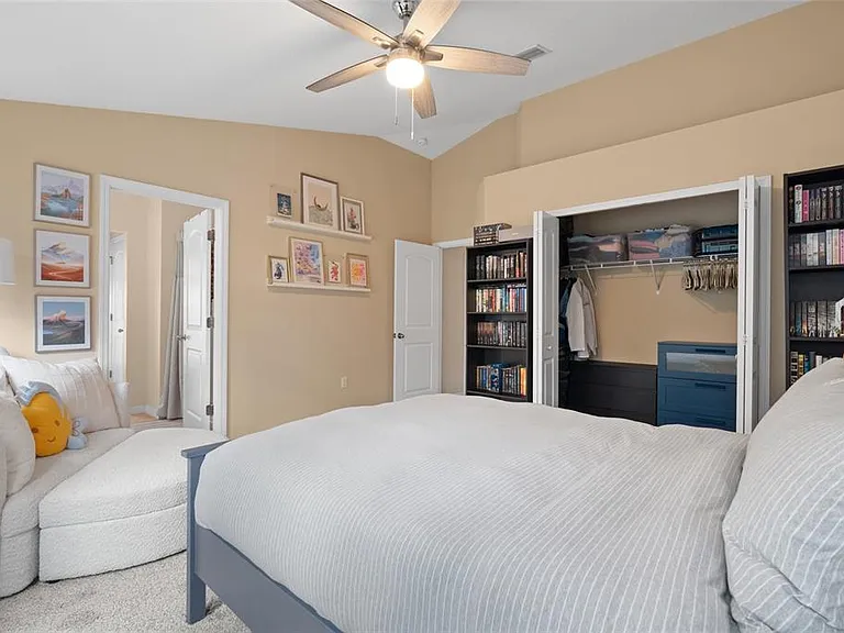 6714 Breezy Palm Dr — Photo 18