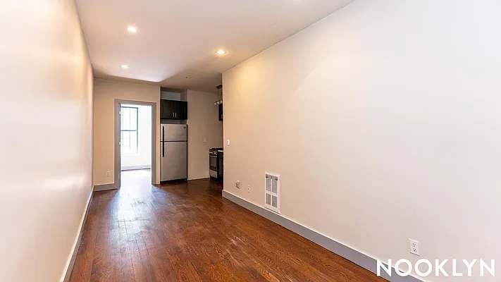 Rented by Nooklyn NYC LLC | media 1