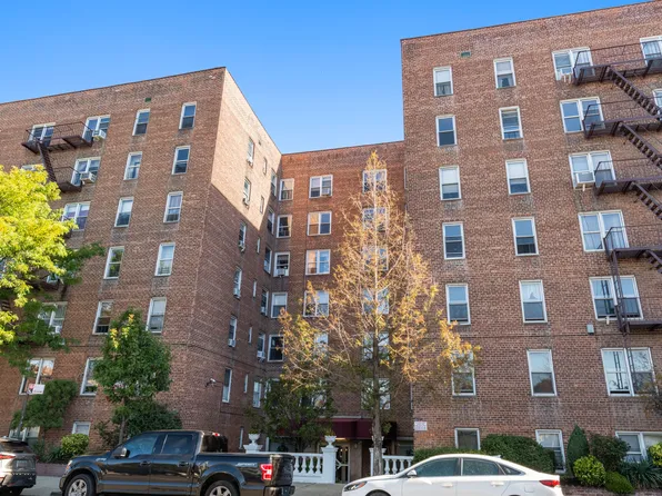 2525 Nostrand Avenue image 7 of 10