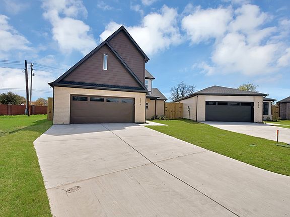 3rd image of 4616 Red Bud Ct