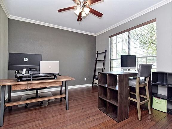 5th image of 1802 Greenside Trl