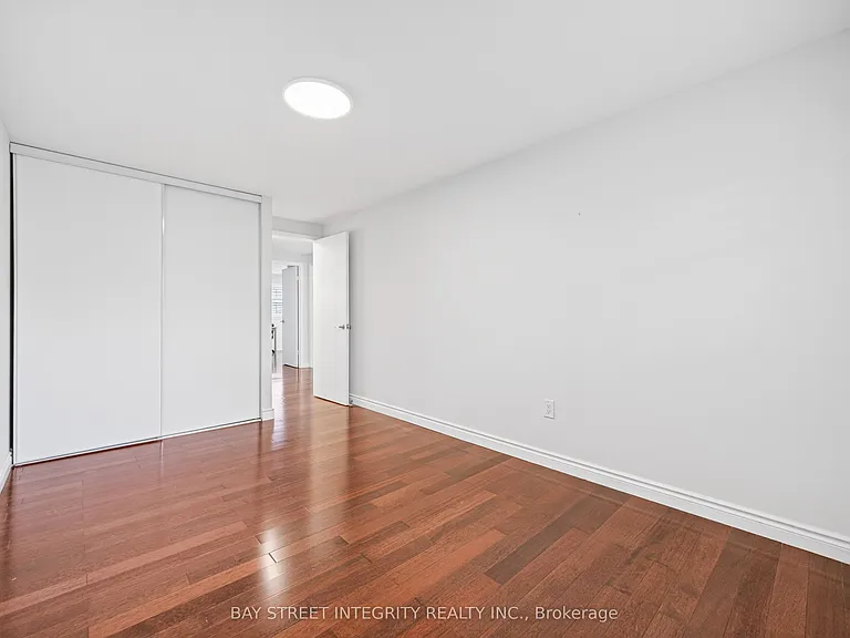 646 Village Pkwy #26 — Photo 29
