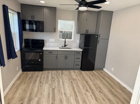 2428 Denver St #1, San Diego, CA 92110