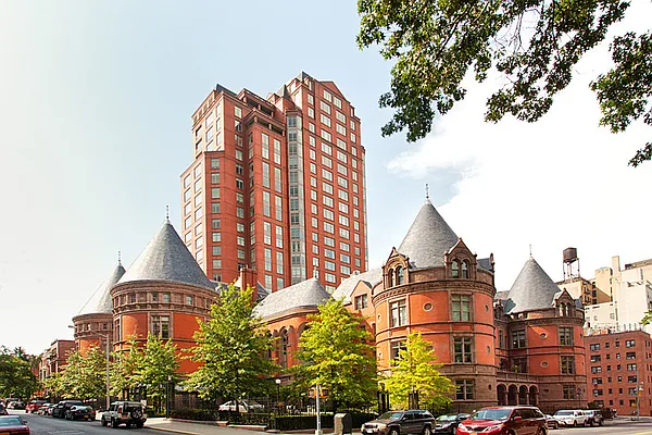 Sold by Brown Harris Stevens | media 23