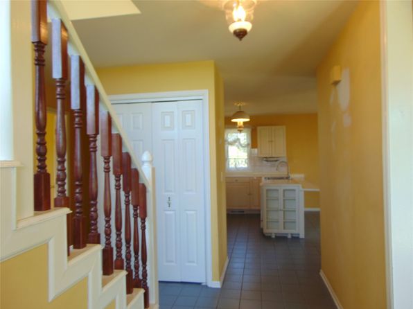 2049 Delaware St, Norwalk, IA 50211