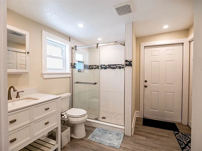 569 Bamboo Dr S — Photo 16