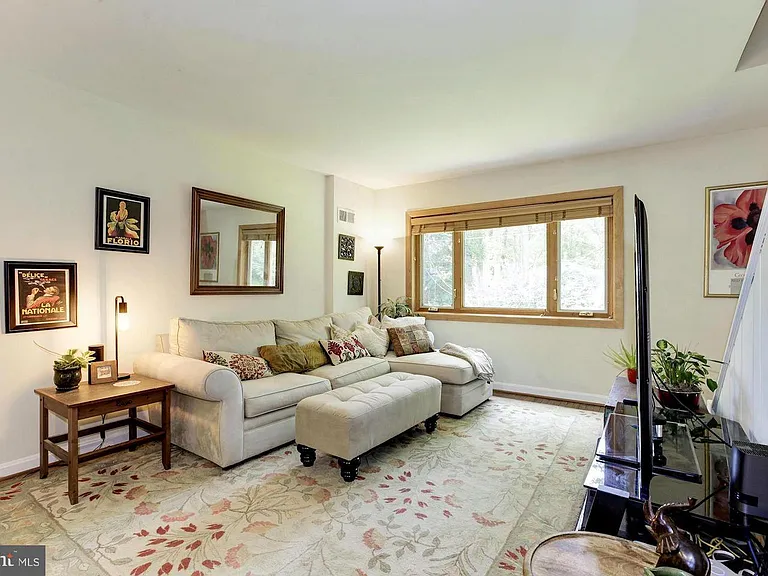 5320 Pooks Hill Rd — Photo 16