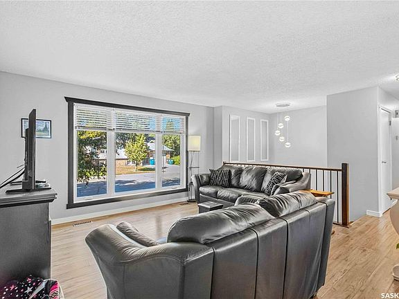4th image of 430 Ball WAY