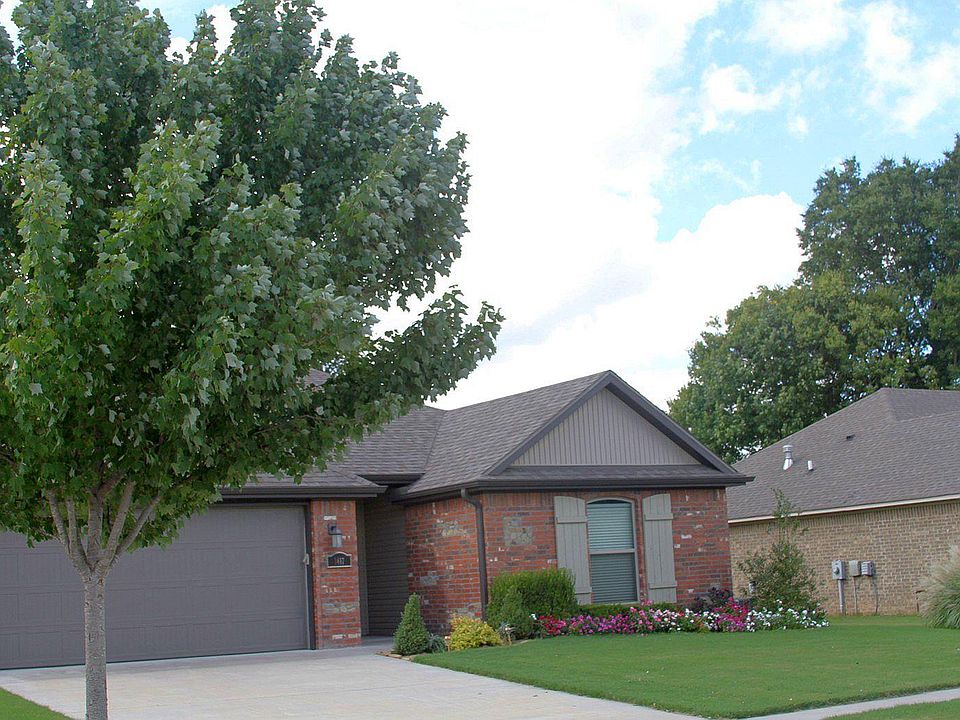 1st image of 1417 S Blue Willow Ave