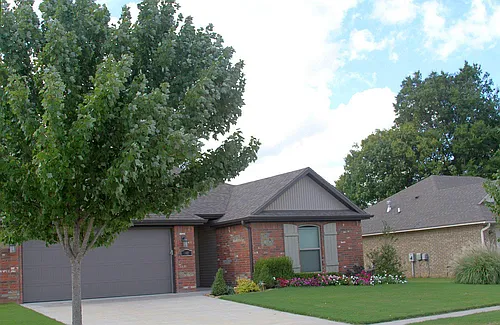 1417 S Blue Willow Ave Photo 1