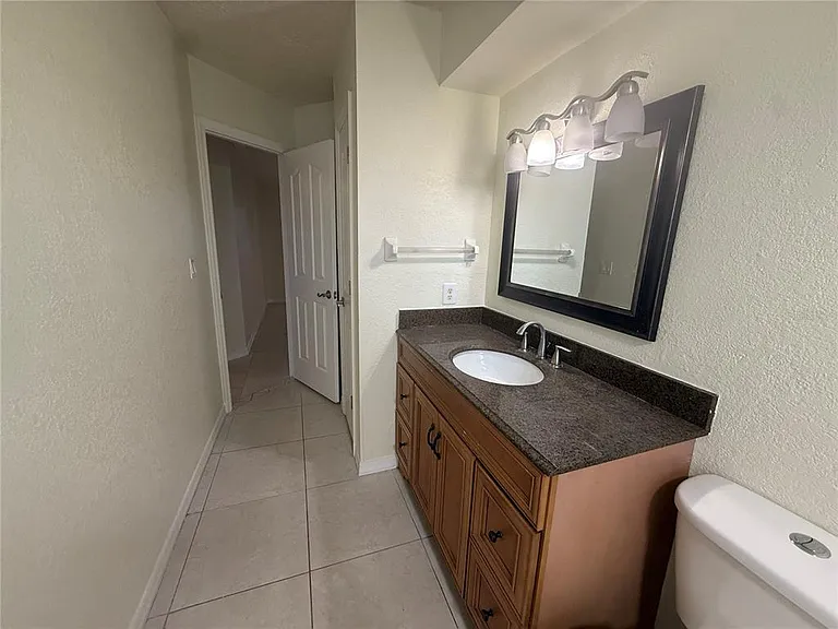 440 W Tarpon Blvd NW — Photo 38