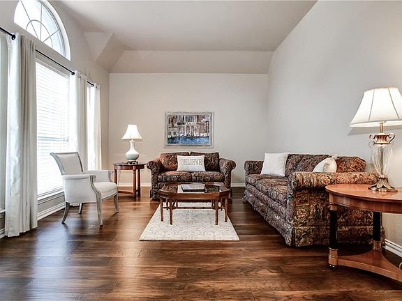 5th image of 1523 Briar Meadow Dr