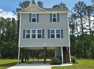 1045 Bombay Dr, Fayetteville, NC 28312