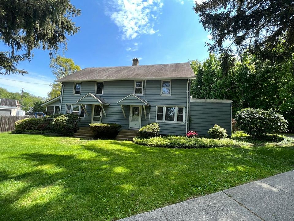 1st image of 1 Schoolhouse Hill Rd #1