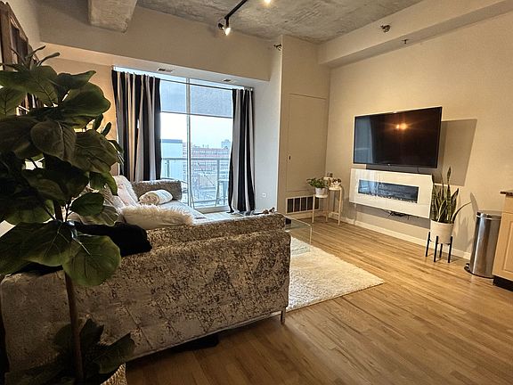 4th image of 1620 S Michigan Ave Unit 624