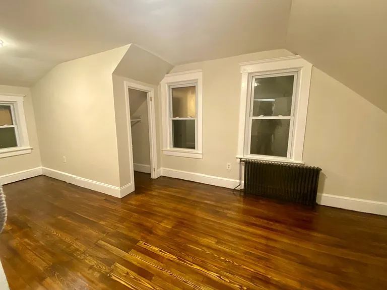 left top bedroom, two full closets, 4 full windows