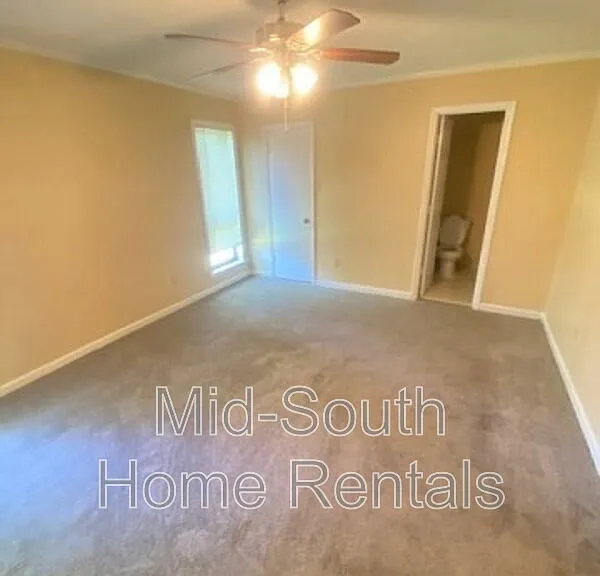 4457 Walden Glen Cv — Photo 15