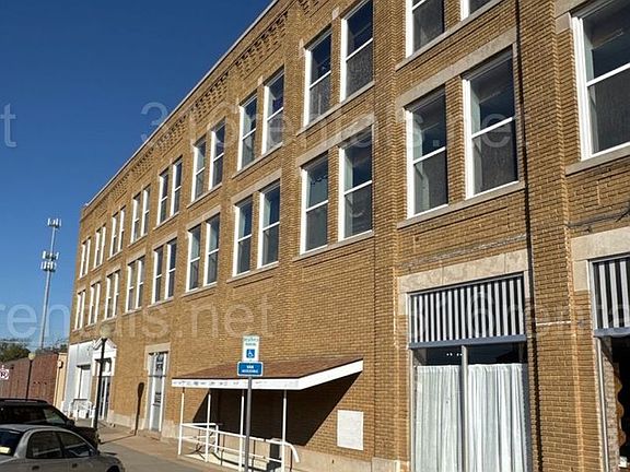 3rd image of 106 W 6th Ave #305