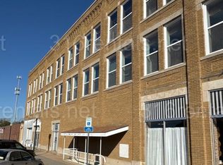 106 W 6th Ave #306, Augusta, KS 67010