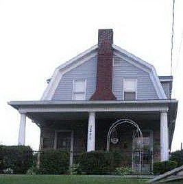 2nd image of 3200 6th St SW