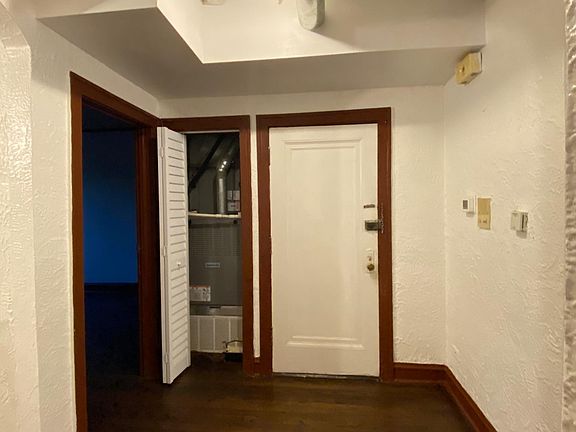 5th image of 3746 W Eastwood Ave #3