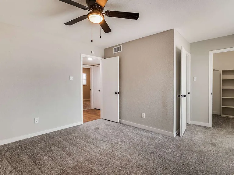 614 Brian Dr — Photo 14