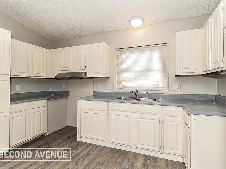 127 Woodhill St — Photo 10