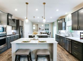 8290 Brumby Trl, Woodbury, MN 55129
