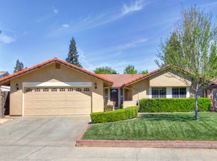 9029 Lismore Dr, Elk Grove, CA 95624
