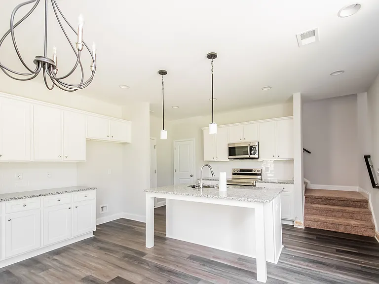 420 Blue Robin Ln — Photo 3