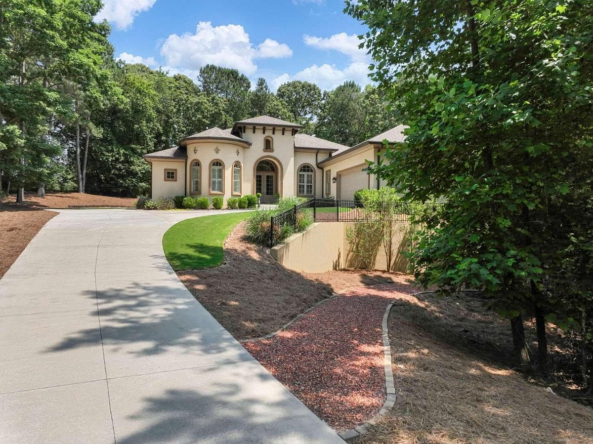 5649 Legends Club Cir, Braselton, GA 30517 MLS 10184127 Zillow