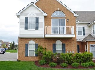 615 Olde English Cir, Howell, MI 48855