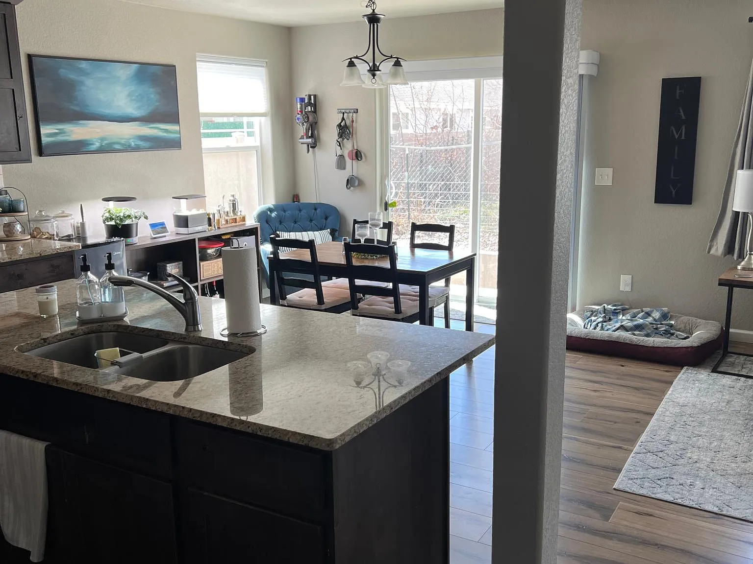 3 bed, 2.5 bath, 1487 sqft, $2,175 — Photo 4