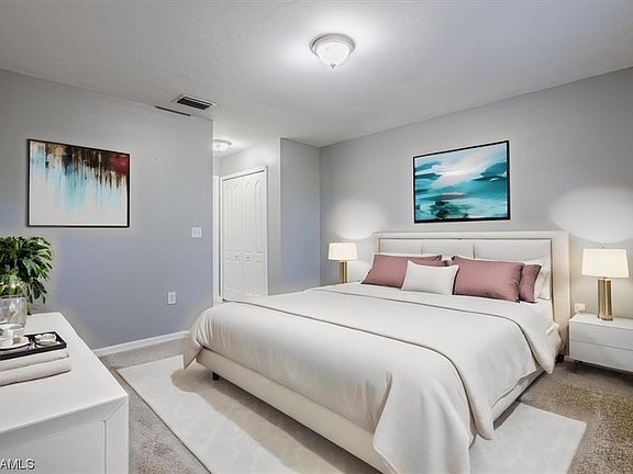 4th image of 1616 NE 7th Pl