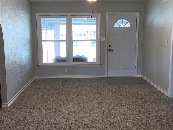 3rd image of 4200 Sondra Dr