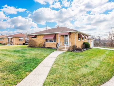 1301 Sagamore Rd, Parma, OH, 44134