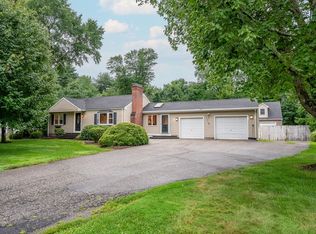 81 Millbrook Dr, East Longmeadow, MA 01028
