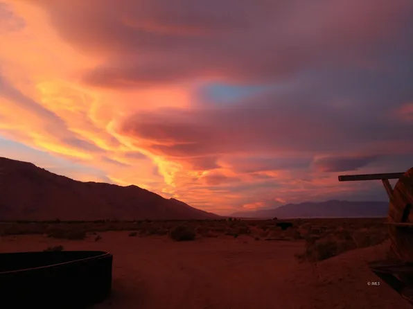 1725 S Highway 395 Hwy, Lone Pine, CA 93545