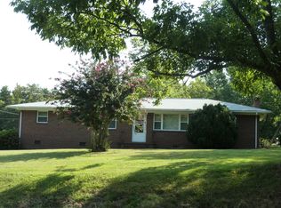 341 Kennedy Rd, Thomasville, NC 27360