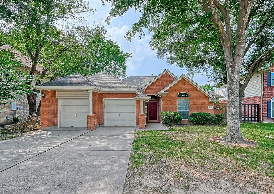 1st image of 4126 Surreydon Dr
