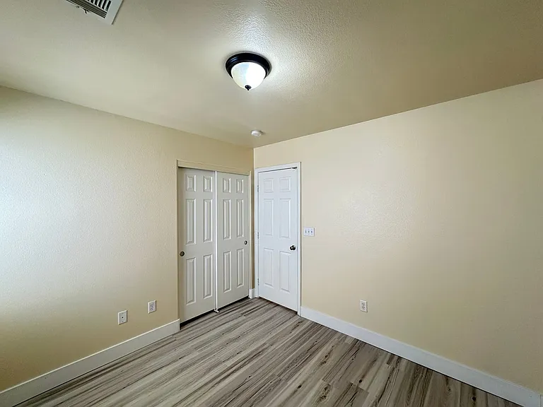 5640 Woods Crossing St — Photo 16