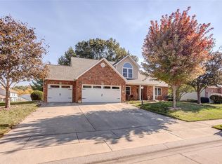 894 Prestonwood Dr, Edwardsville, IL 62025
