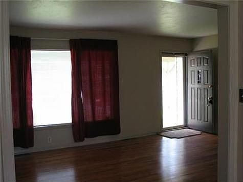5th image of 13525 Belmead Ave
